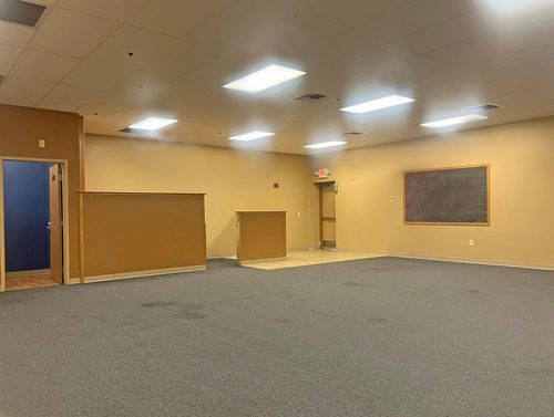 215 N Central Ave, Duluth, MN, 55807-2402 | Card Image