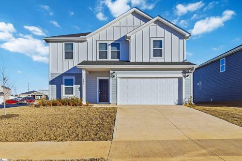 601 Hollybank St, Fountain Inn, SC, 29644-9304 | Card Image