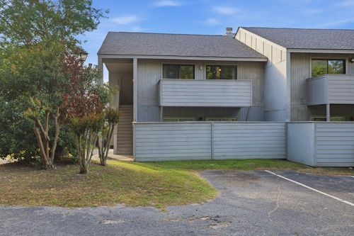 605 Waterwood Dr, Goose Creek, SC, 29445-4867 | Card Image