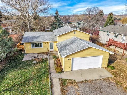 203 Chestnut Ln, Livingston, MT, 59047 | Card Image