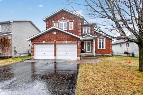 75 Renoir Dr, Embrun, ON, K0A1W0 | Card Image