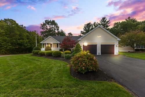6 Bear Paw Trl, East Taunton, MA, 02718-1380 | Card Image