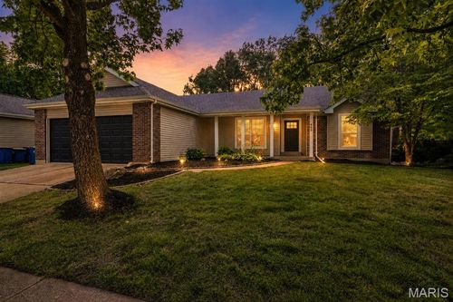 659 Foxtail Dr, Florissant, MO, 63034-2036 | Card Image