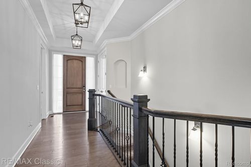 25-24530 Pinnacle Cir, South Lyon, MI, 48178-3012 | Card Image