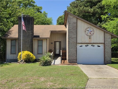 556 Glensford Dr, Fayetteville, NC, 28314-2327 | Card Image