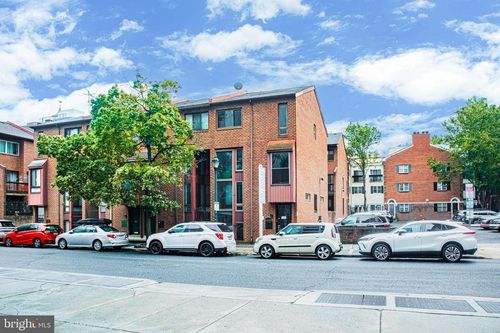 906 Locust St, PHILADELPHIA, PA, 19107-5719 | Card Image