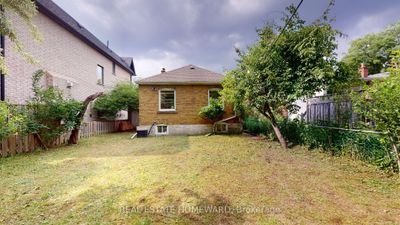 MAIN - 37 Davies Cres, House other with 2 bedrooms, 1 bathrooms and 1 parking in East York ON | Image 2