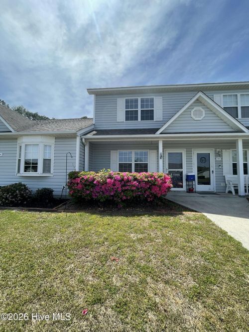 503 Courtyard W, Newport, NC, 28570-9519 | Card Image