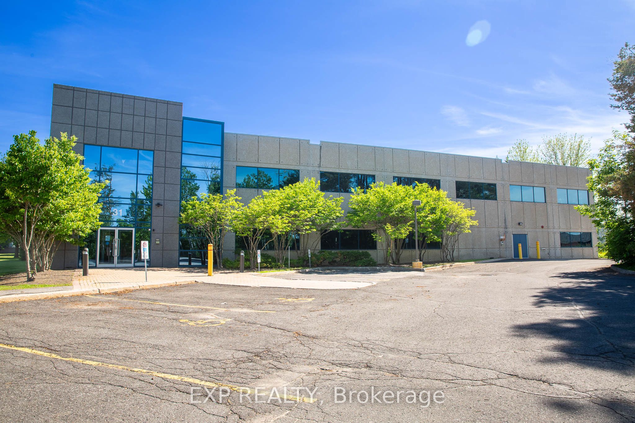 Commercial Lease in Country Place - Pineglen - Crestview and Area 3