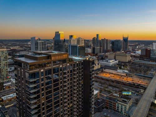 a3-1212 Demonbreun St, Nashville, TN, 37203-7629 | Card Image