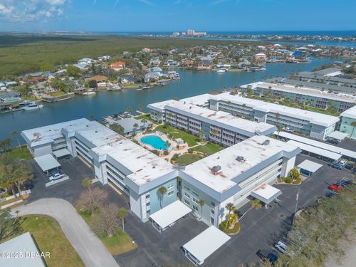 c402-315 N Causeway, New Smyrna Beach, FL, 32169-5240 | Card Image