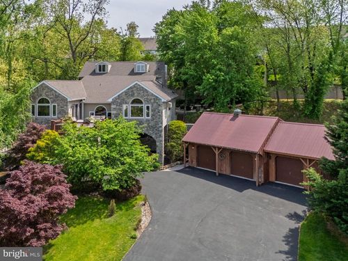 530 Park Rd, DOWNINGTOWN, PA, 19335-1868 | Card Image