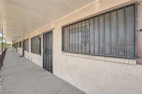 apt-24-3726 Hazelwood St, Las Vegas, NV, 89119-7107 | Card Image