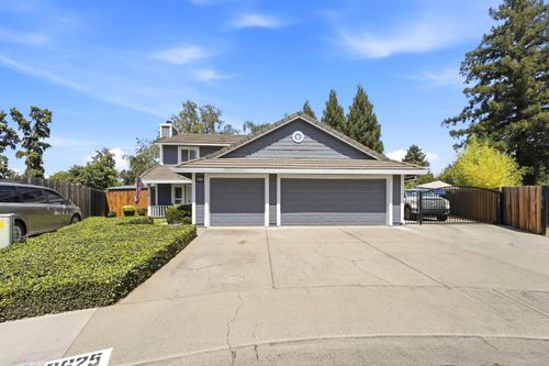 8625 Jade Crest Ct, Elk Grove, CA, 95624-2829 | Card Image