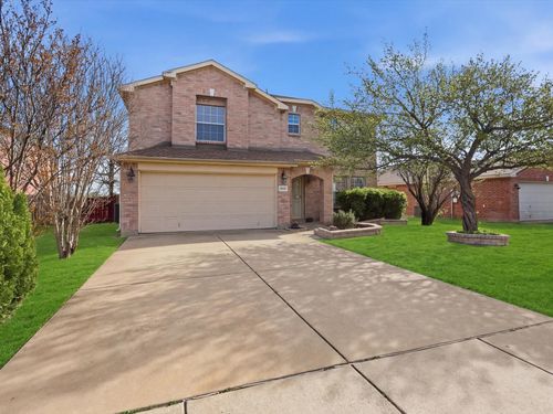2459 Silverado Trl, Grand Prairie, TX, 75052-8627 | Card Image