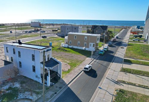 203 S Metropolitan Ave, Atlantic City, NJ, 08401-7715 | Card Image