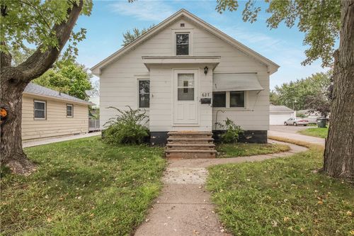 627 Davis Ave, Eau Claire, WI, 54703-3153 | Card Image