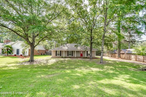 502 Pelahatchie Shore Drive, Brandon, MS, 39047 | Card Image