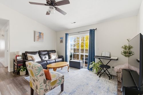 123 Ridge Rd, Saratoga Springs, UT, 84045-6457 | Card Image