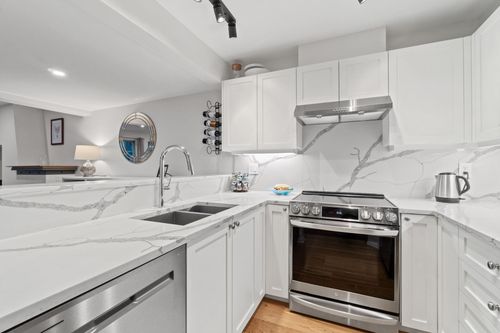 12-2375 W Broadway, Vancouver, BC, V6K2E6 | Card Image
