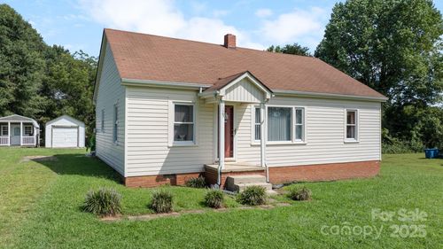 125 Will Wilson Ln, Taylorsville, NC, 28681-3130 | Card Image