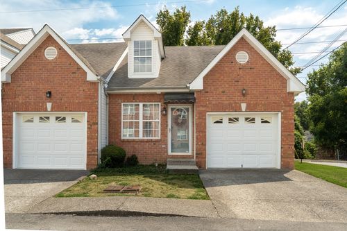 apt-111-2120 Lebanon Pike, Nashville, TN, 37210-2438 | Card Image