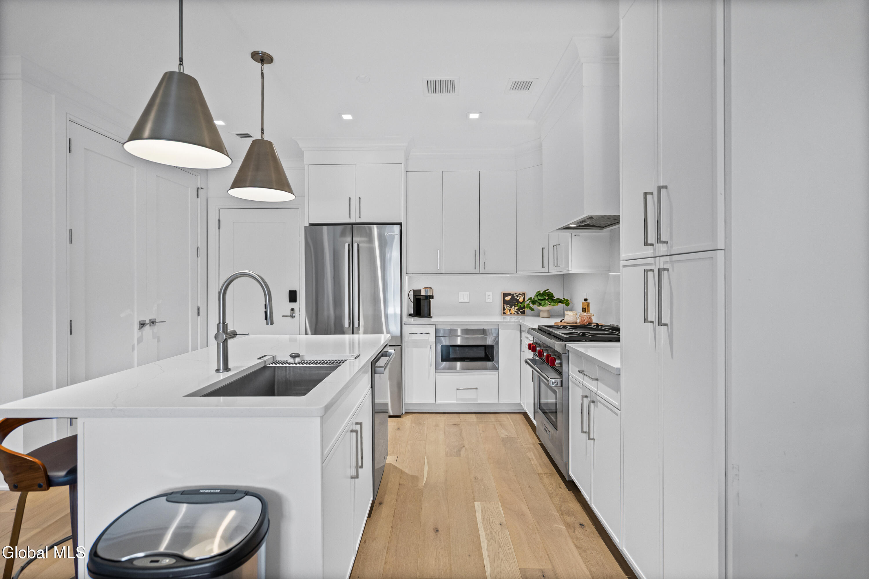 Residential in Saratoga Springs, Inside 4