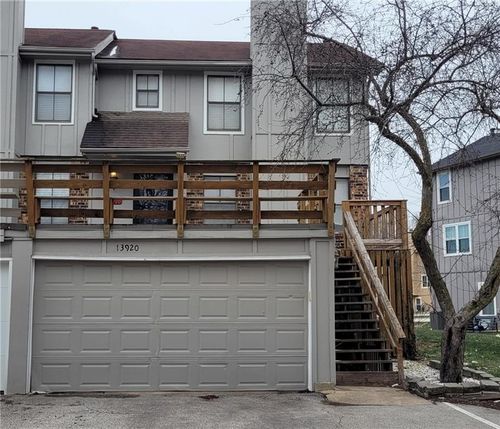 13920 Dundee Cir, Grandview, MO, 64030-4044 | Card Image