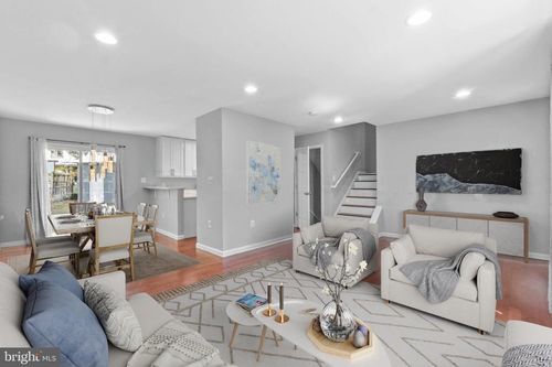 3728 Dianna Rd, SUITLAND, MD, 20746-2226 | Card Image