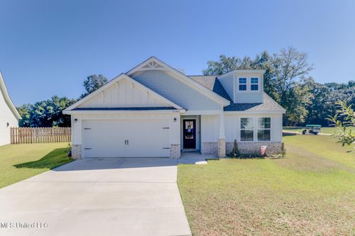 85042 Pohaku Dr, Diamondhead, MS, 39525-5603 | Card Image
