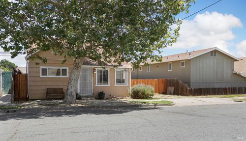 428 Montezuma St, Rio Vista, CA, 94571-1623 | Card Image