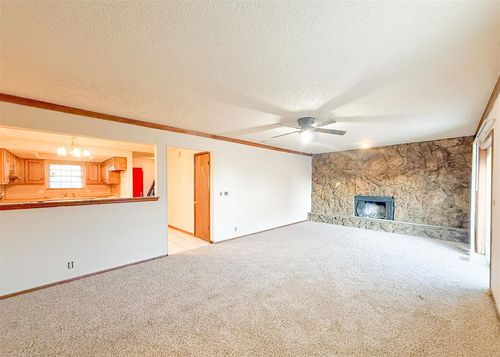 3622 Wynn Cir, Edmond, OK, 73013-4637 | Card Image