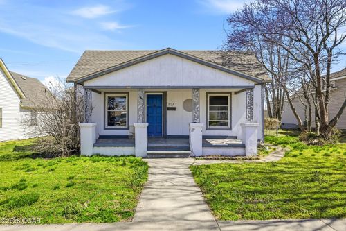 2127 S Joplin Ave, Joplin, MO, 64804-2035 | Card Image