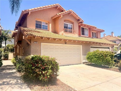 1722 Promenade Cir, Vista, CA, 92083-6169 | Card Image
