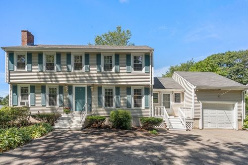 5 Hope Ln, Dedham, MA, 02026-2337 | Card Image