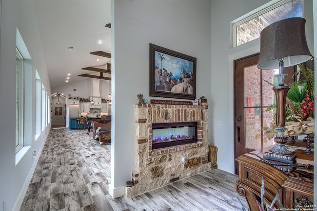 452 Wentworth, House other with 4 bedrooms, 4 bathrooms and null parking in Spring Branch TX | Image 9