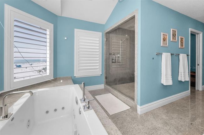 13303 Gulf Ln, House other with 6 bedrooms, 6 bathrooms and null parking in MADEIRA BEACH FL | Image 21