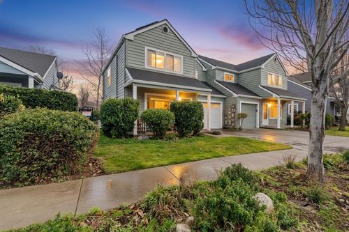 144 Crocker St, Ashland, OR, 97520-8797 | Card Image