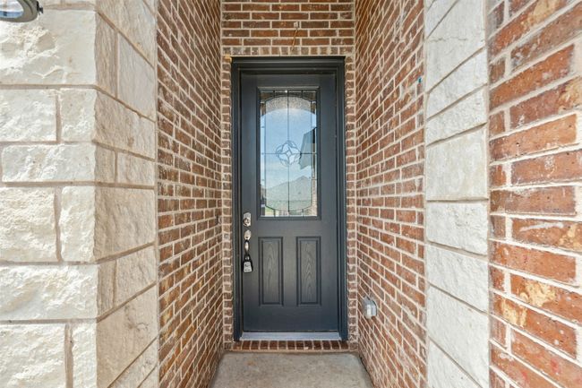 1412 Oleander Dr, House other with 4 bedrooms, 2 bathrooms and null parking in Tolar TX | Image 5