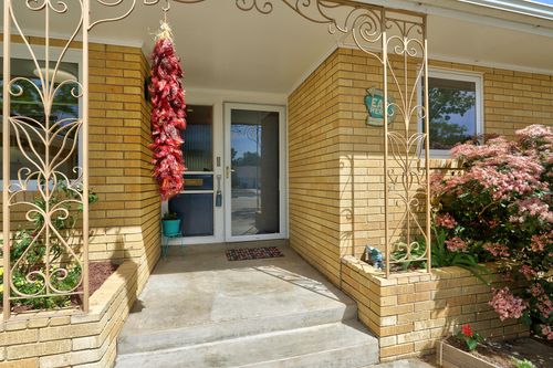 1300 Dakota St Ne, Albuquerque, NM, 87110-6842 | Card Image
