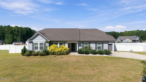 252 Earnest Way, Kenly, NC, 27542-6902 | Card Image