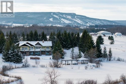 2623 Con 10 N Nottawasaga Sideroad N, Clearview, ON, L9Y3Y9 | Card Image