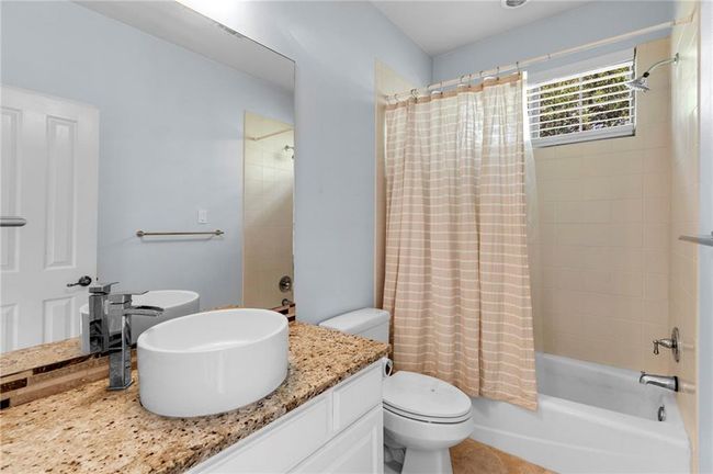 APT-201 - 4307 Eck Ln, Condo with 3 bedrooms, 2 bathrooms and 2 parking in Austin TX | Image 22