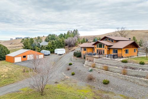 3802 Palouse Albion Rd, Pullman, WA, 99163-8908 | Card Image