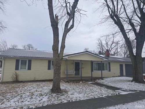 401 E Second St, Fairmount, IN, 46928-1715 | Card Image