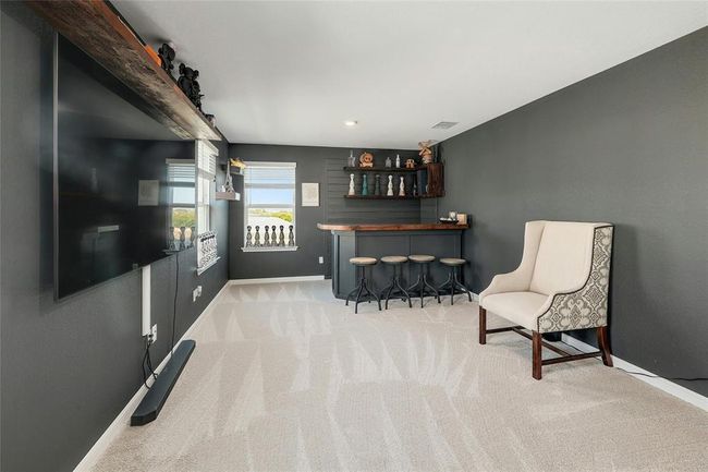 Bonus room/Man Cave/Bar Room | Image 25