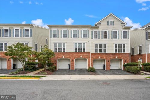 3549 Huntley Manor Ln, ALEXANDRIA, VA, 22306-5111 | Card Image