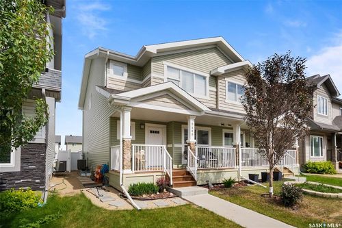 5400 Green Silverberry Dr E, Regina, SK, S4V3M4 | Card Image