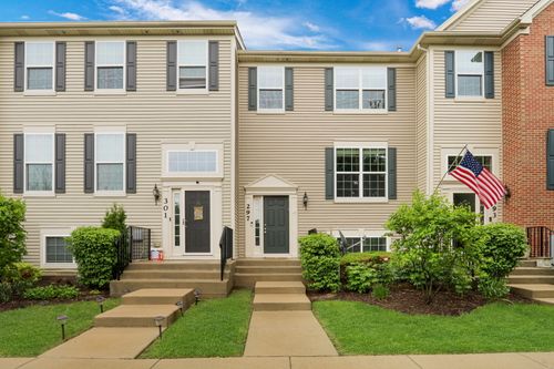 297 Lionel Dr, Grayslake, IL, 60030-2756 | Card Image