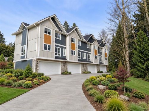 4-6095 Rosewood Pl, Sechelt, BC, V7Z0V6 | Card Image